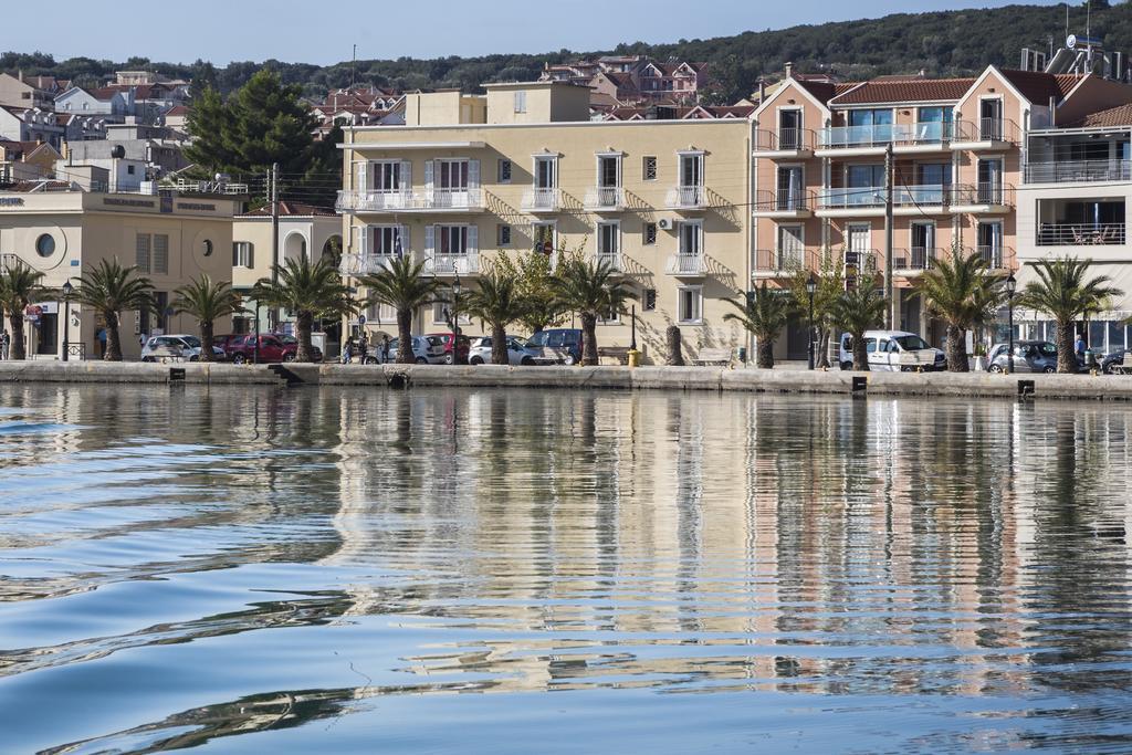Argostoli Marina Suites Buitenkant foto