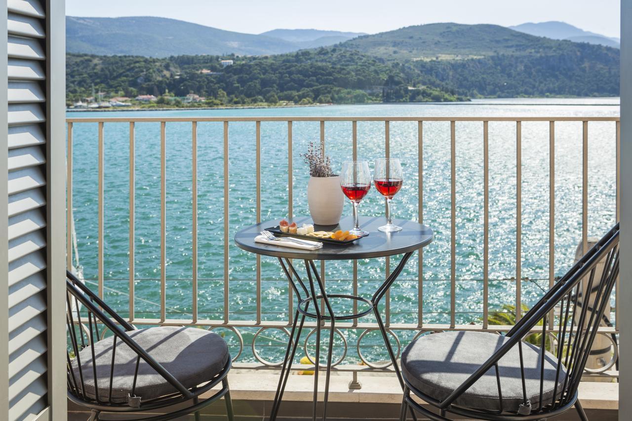 Argostoli Marina Suites Buitenkant foto